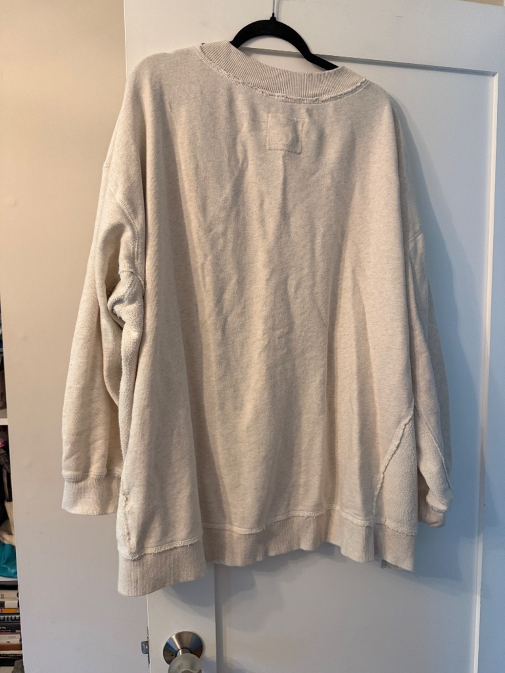 Aerie Vacay Every Day V-Neck Sweatshirt | Heather Frost | XXL - Picture 2 of 4